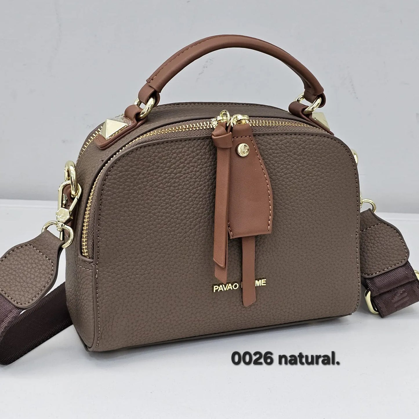 0026 Bolsa Transversal Pavão de Ouro Dome Clássica com Charm
