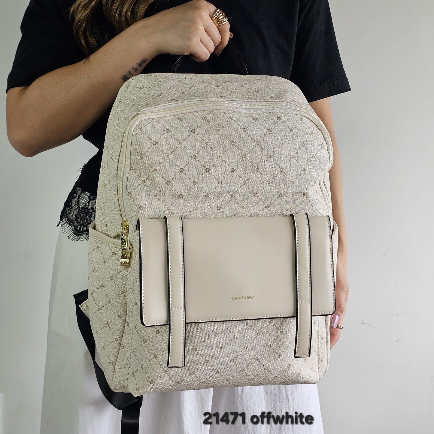 21471 Mochila Feminina Lace Lore Monograma Urbana em PU