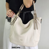 3885 Bolsa Feminina Hobo de Ombro em Poliuretano PU Espaçosa Veryrio