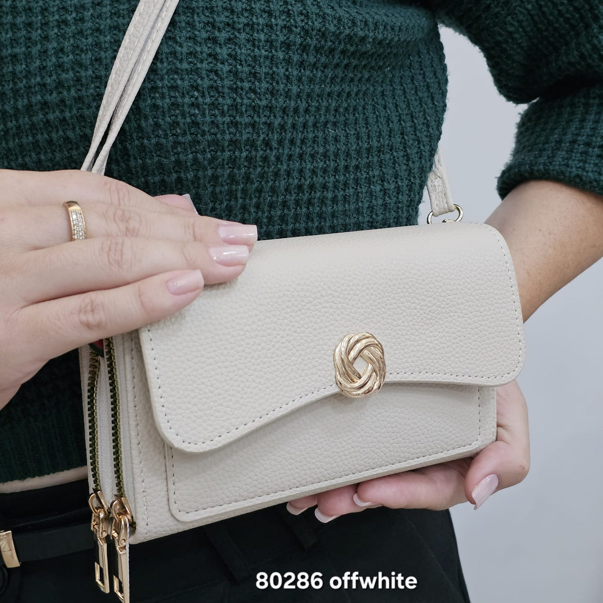 80286 Bolsa Carteira Feminina Berelina Transversal em Poliuretano PU