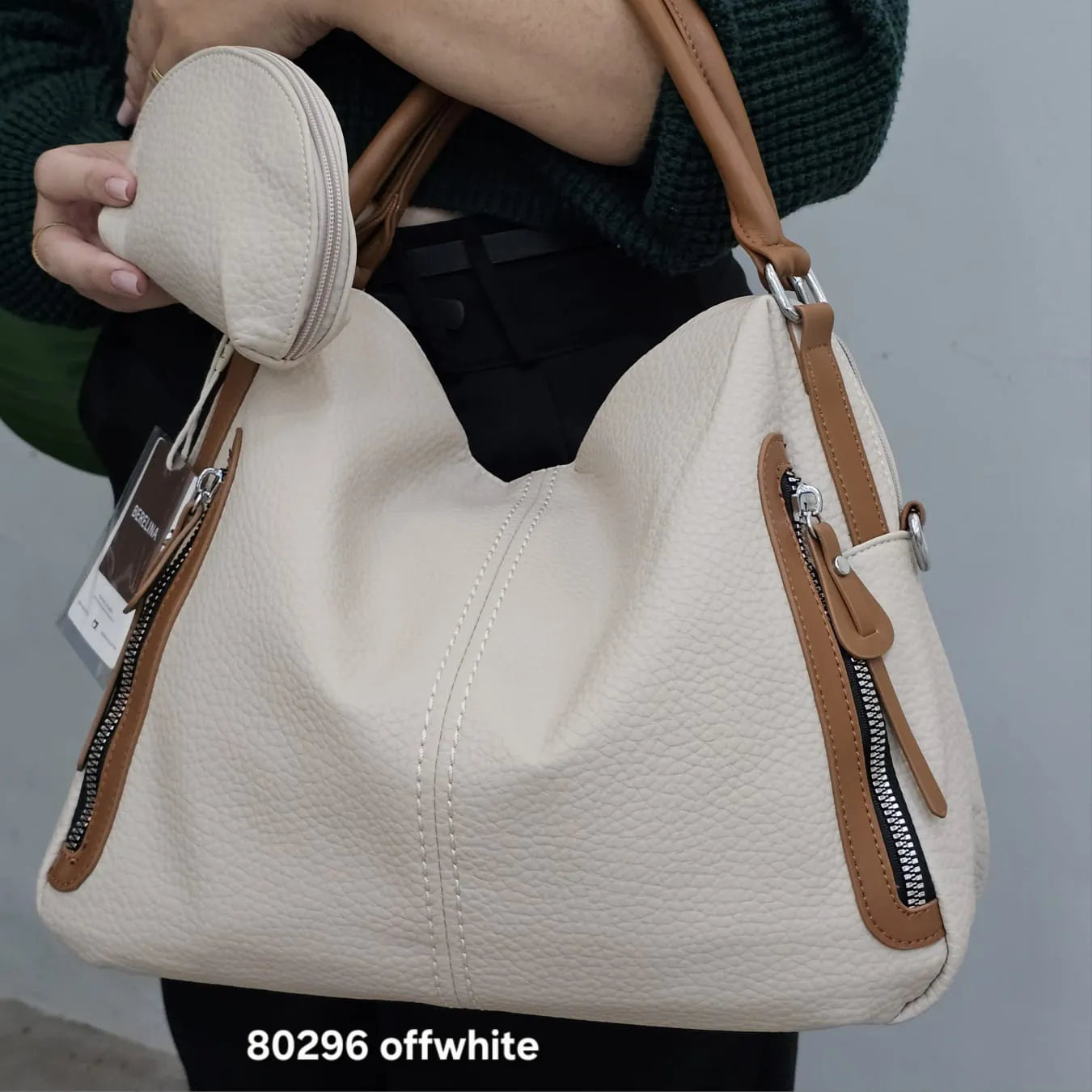 80296 Bolsa Feminina Berelina Hobo de Ombro em Poliuretano PU