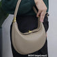 Bolsa Feminina Berelina HB80341 Meia-Lua de Ombro em Poliuretano PU